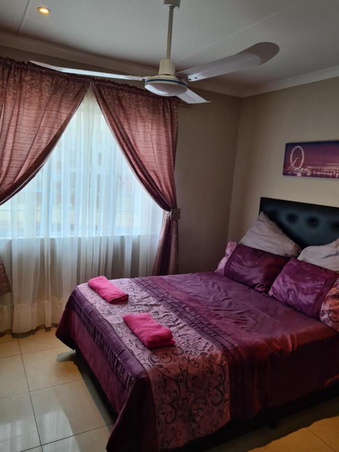 Durban Beach Getaway - Summersands, Inverter For Load Shedding, Free Wifi & Free Parking Exterior photo