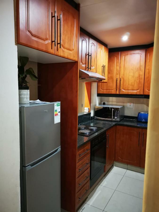 Durban Beach Getaway - Summersands, Inverter For Load Shedding, Free Wifi & Free Parking Exterior photo