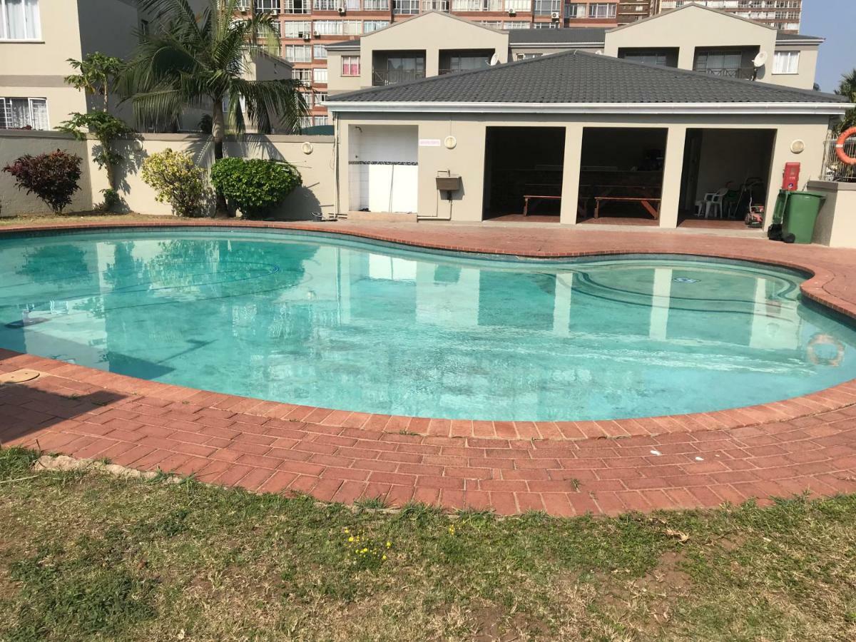 Durban Beach Getaway - Summersands, Inverter For Load Shedding, Free Wifi & Free Parking Exterior photo